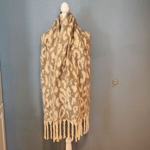 Cedarwood Threds plush leopard print fringe detail blanket scarf